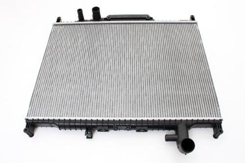 LR015561 Radiator 64332