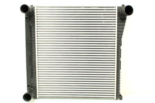 LR022738 Nissens 96136 Intercooler RANGE ROVER L322 4.4 TD