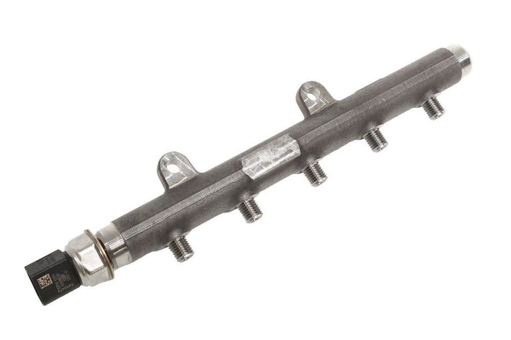 LR029949 Fuel Rail