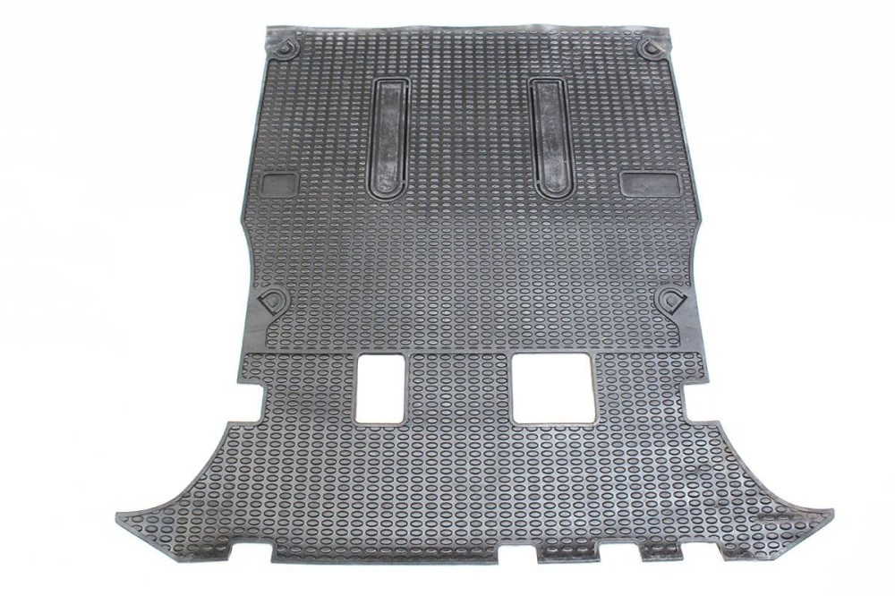 STC50053AA Allmakes Rubber Mat Full Length D2